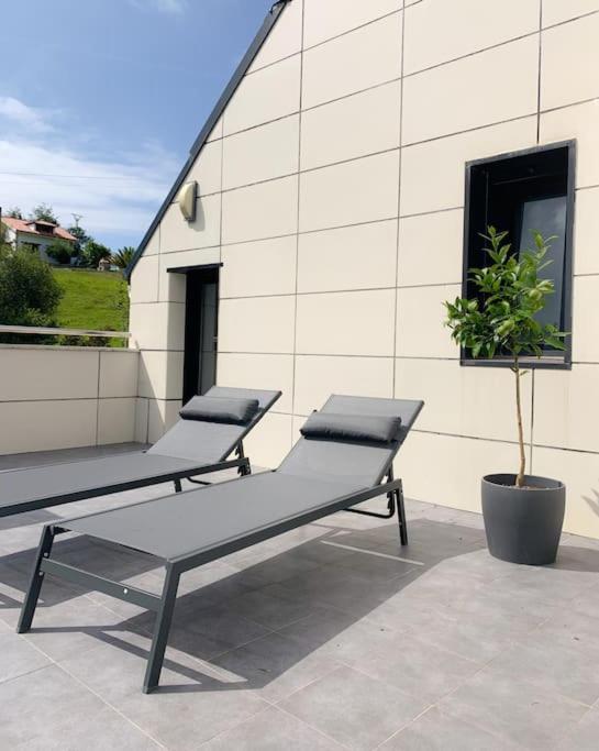 Atico Con Esplendida Terraza Apartment Комилас Екстериор снимка